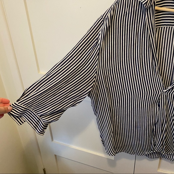 Zara Cropped Collared Blouse - Picture 2 of 5